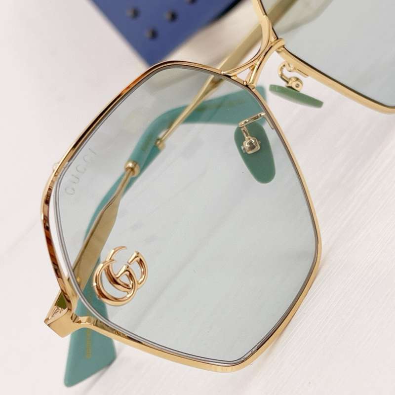 Picture of Gucci Sunglasses _SKUfw55616745fw